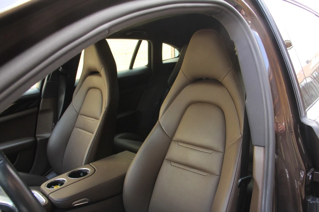 Hoofdafbeelding Porsche Panamera
