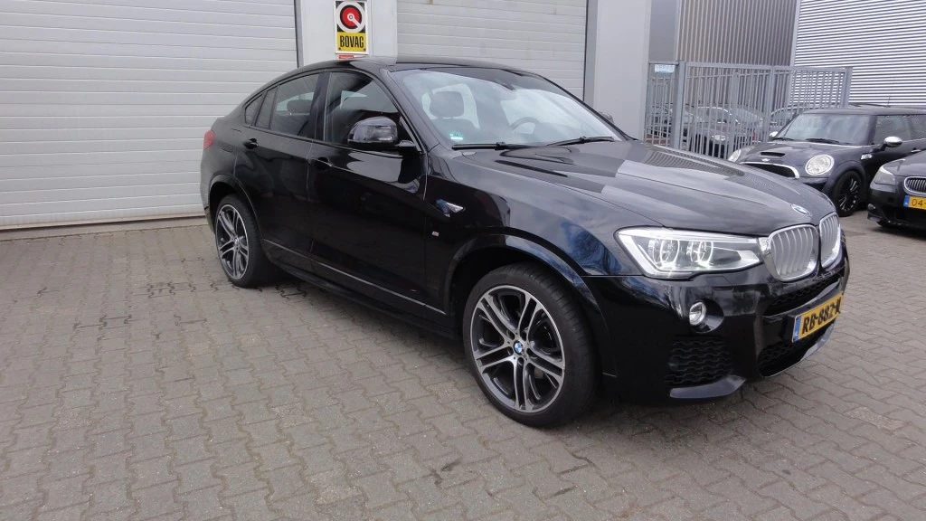 Hoofdafbeelding BMW X4