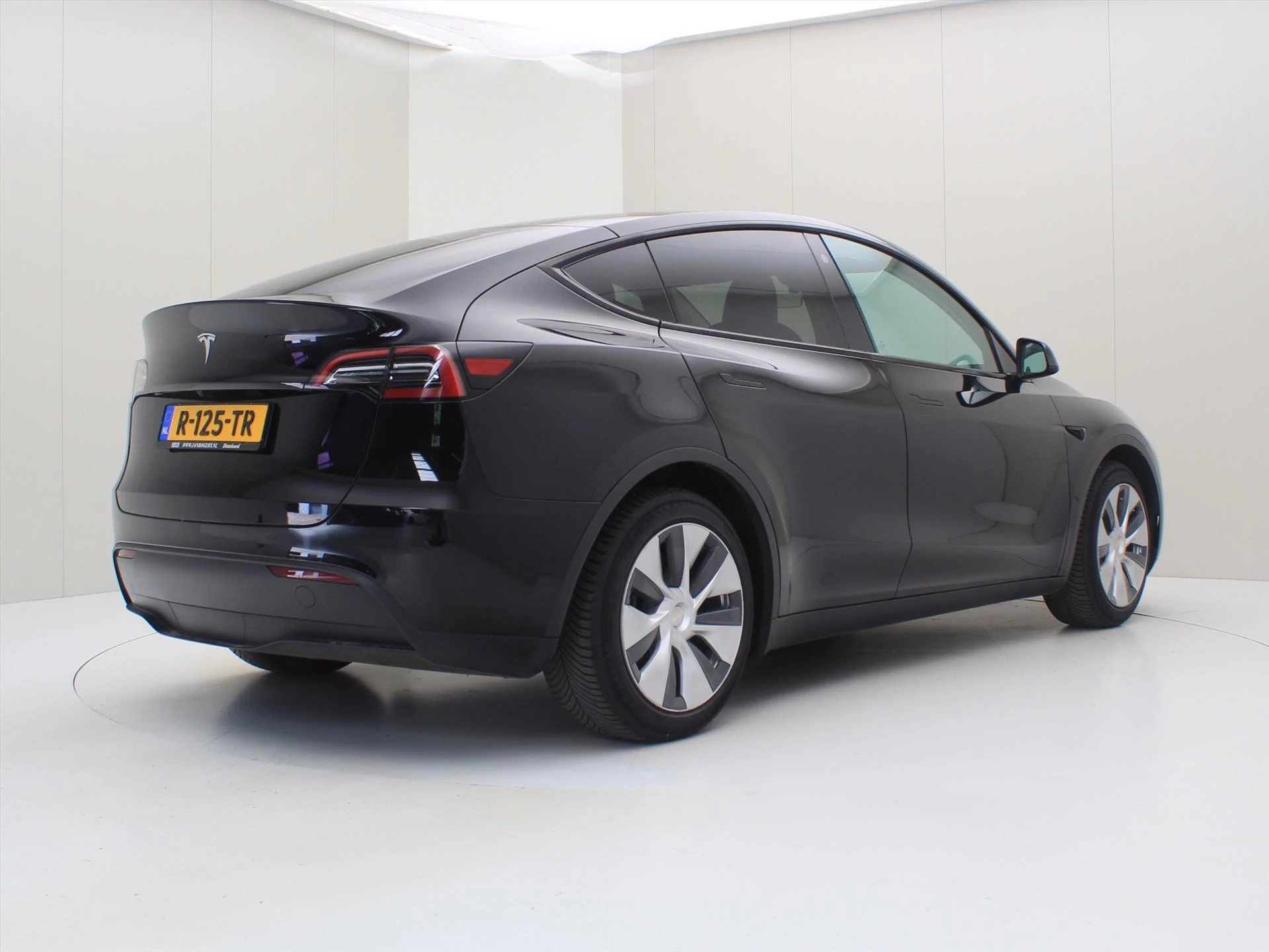 Hoofdafbeelding Tesla Model Y