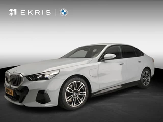 BMW 5 Serie Sedan 530e | M-Sportpakket | LED | Navigatie | Active cruise | Sportstoelen | Elektr. zetels | DAB | Harman-kardon sound | Alu 19 inch