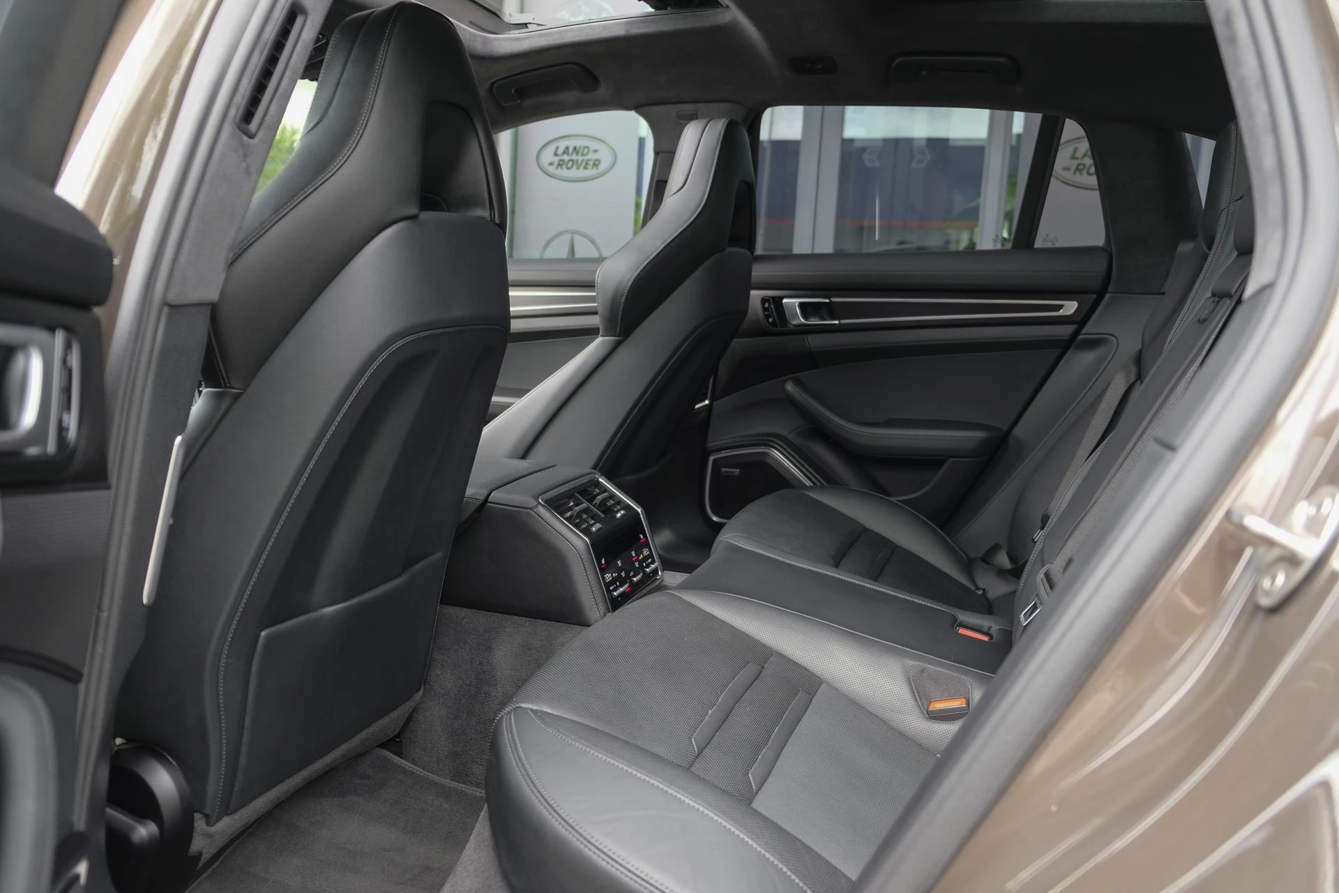 Hoofdafbeelding Porsche Panamera