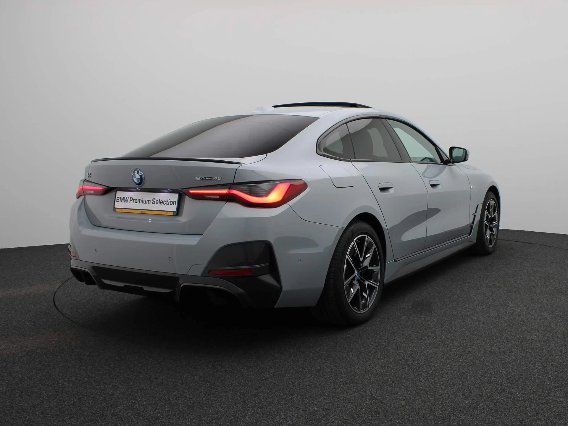 Hoofdafbeelding BMW i4