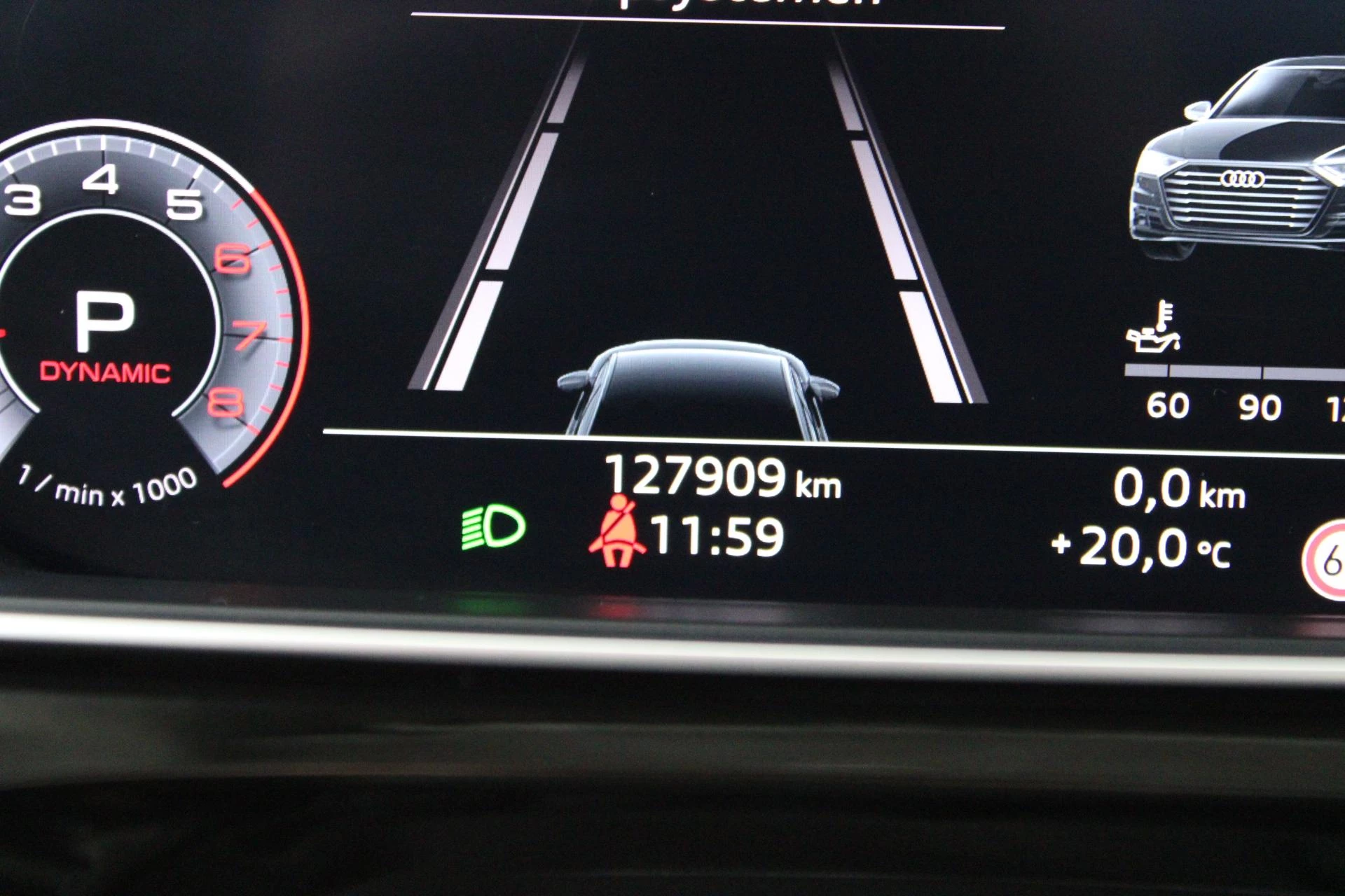 Hoofdafbeelding Audi A8