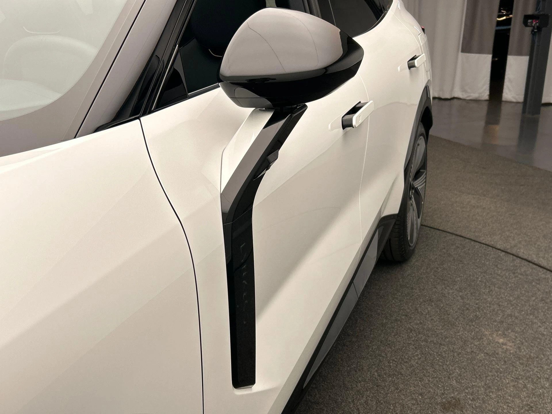 Hoofdafbeelding Lynk & Co 08