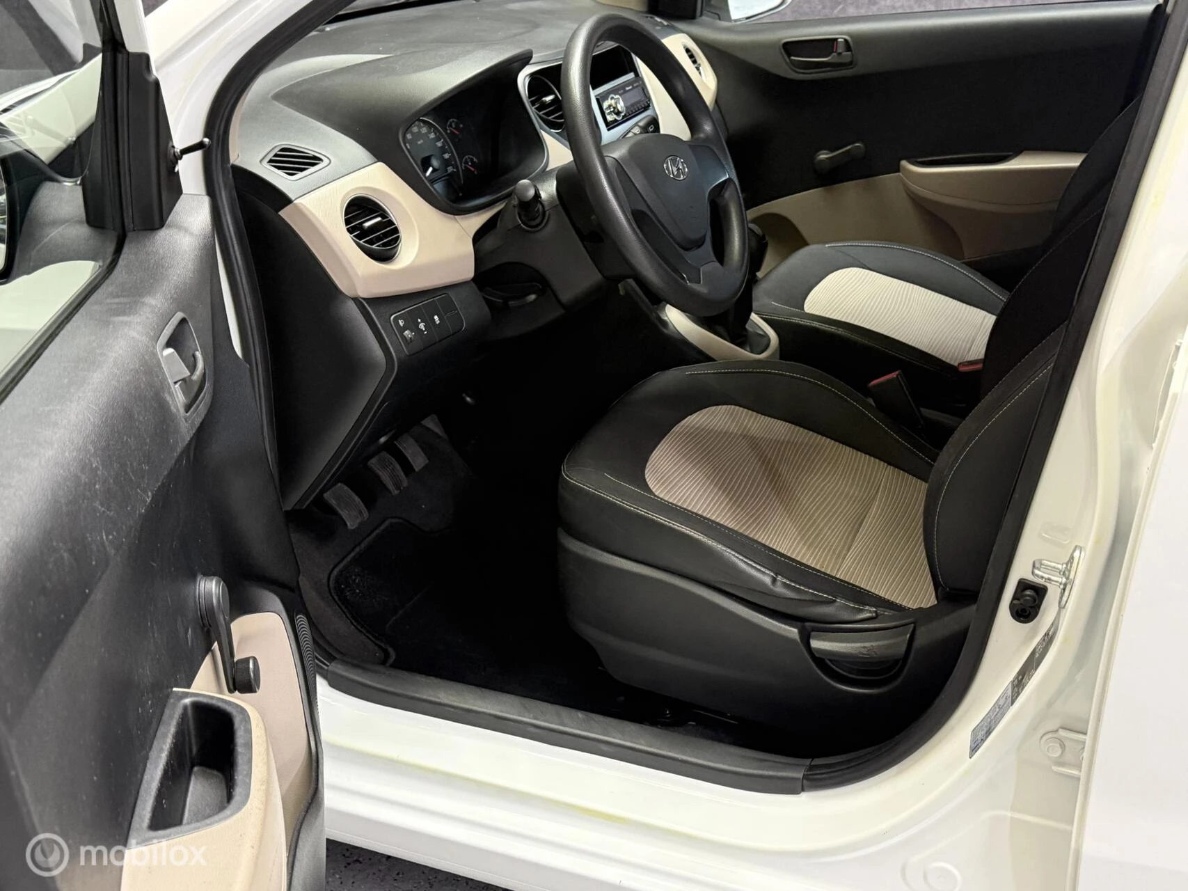 Hoofdafbeelding Hyundai i10