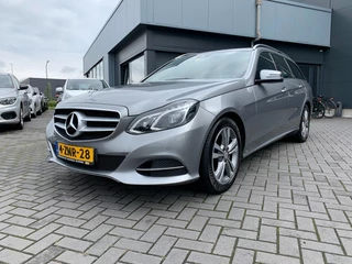 Hoofdafbeelding Mercedes-Benz E-Klasse Mercedes-Benz E-Klasse Estate Aut. Ambition Avantgarde Navigatie camera schuifdak