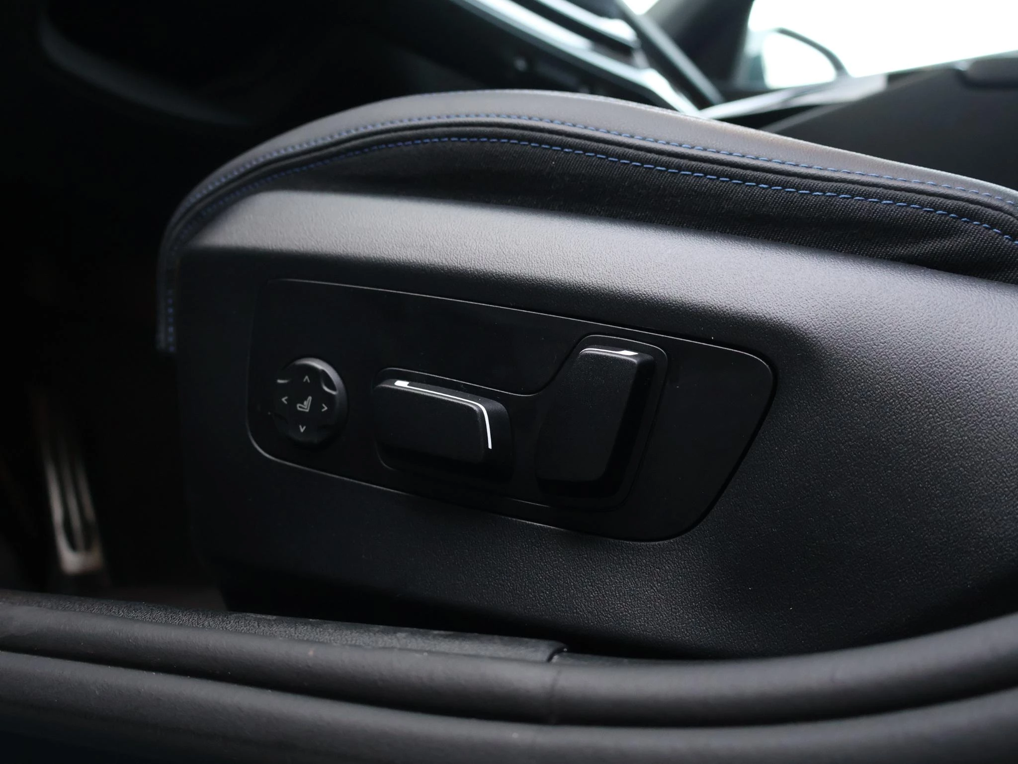 Hoofdafbeelding BMW i5