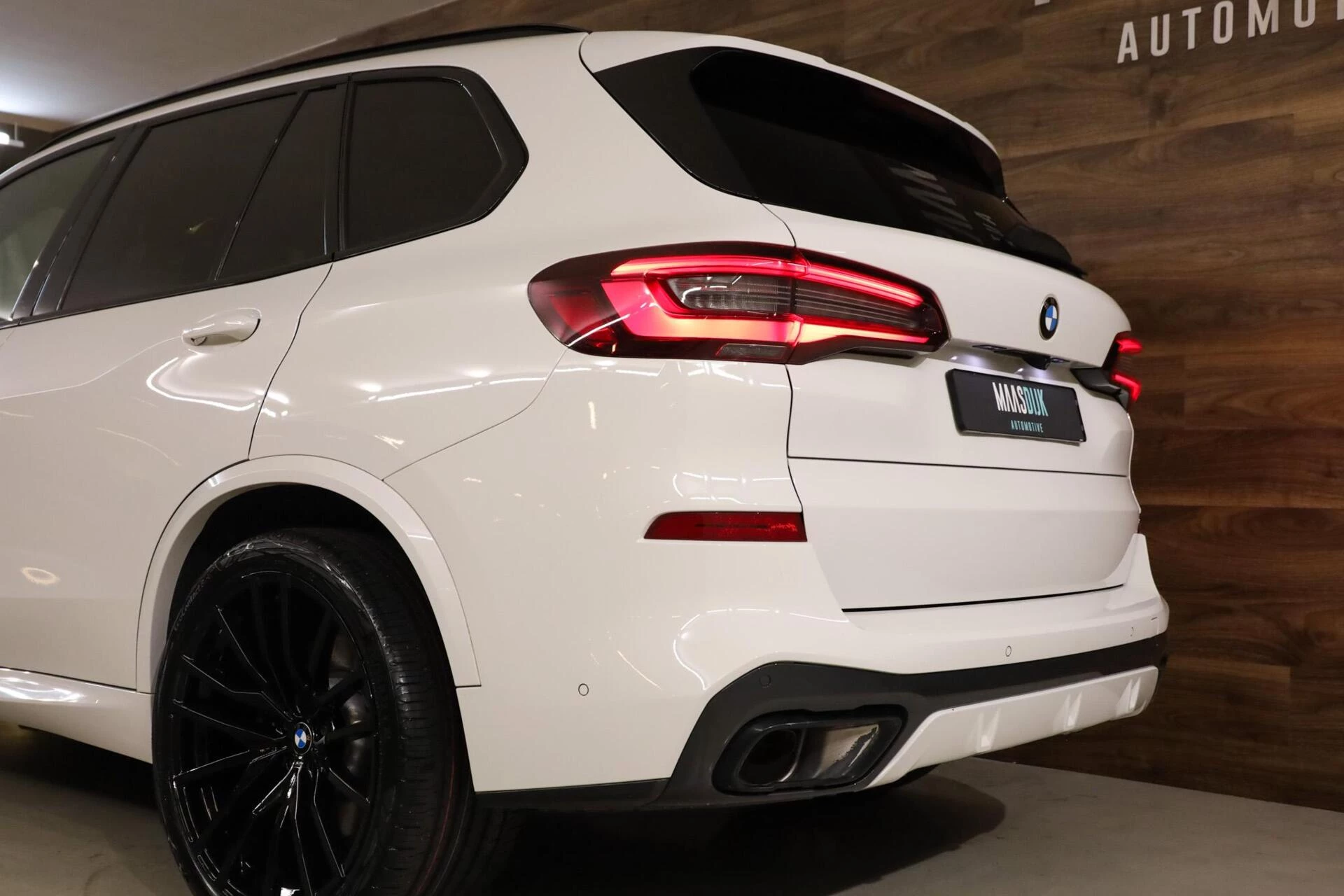 Hoofdafbeelding BMW X5