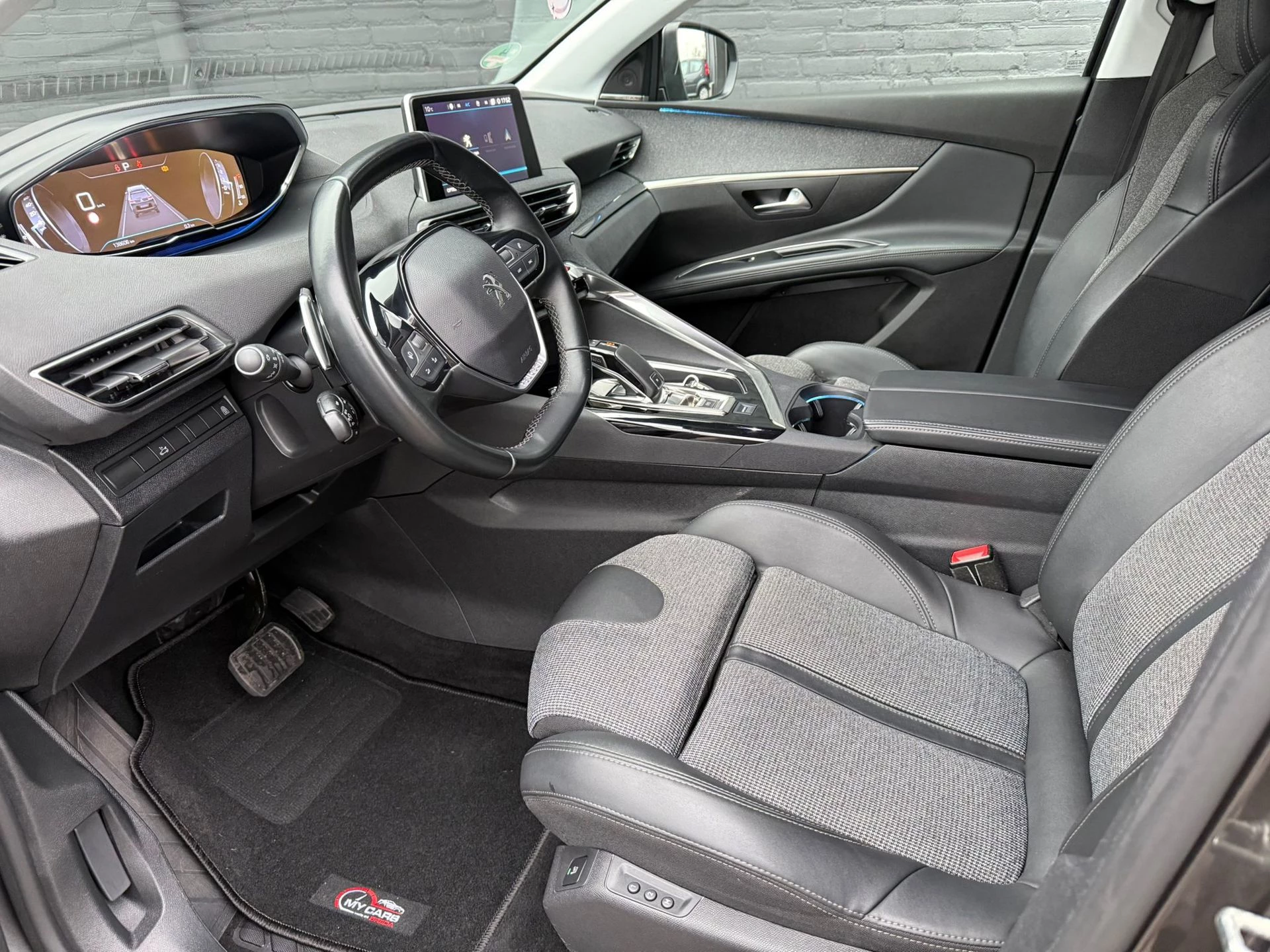 Hoofdafbeelding Peugeot 5008