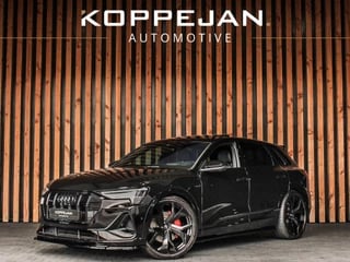 Hoofdafbeelding Audi e-tron Audi e-tron 55 Quattro 408PK S-Line €49.900 EX BTW | PANO | NACHTZICHT | HUD | TOUR ASSIST | B&O |