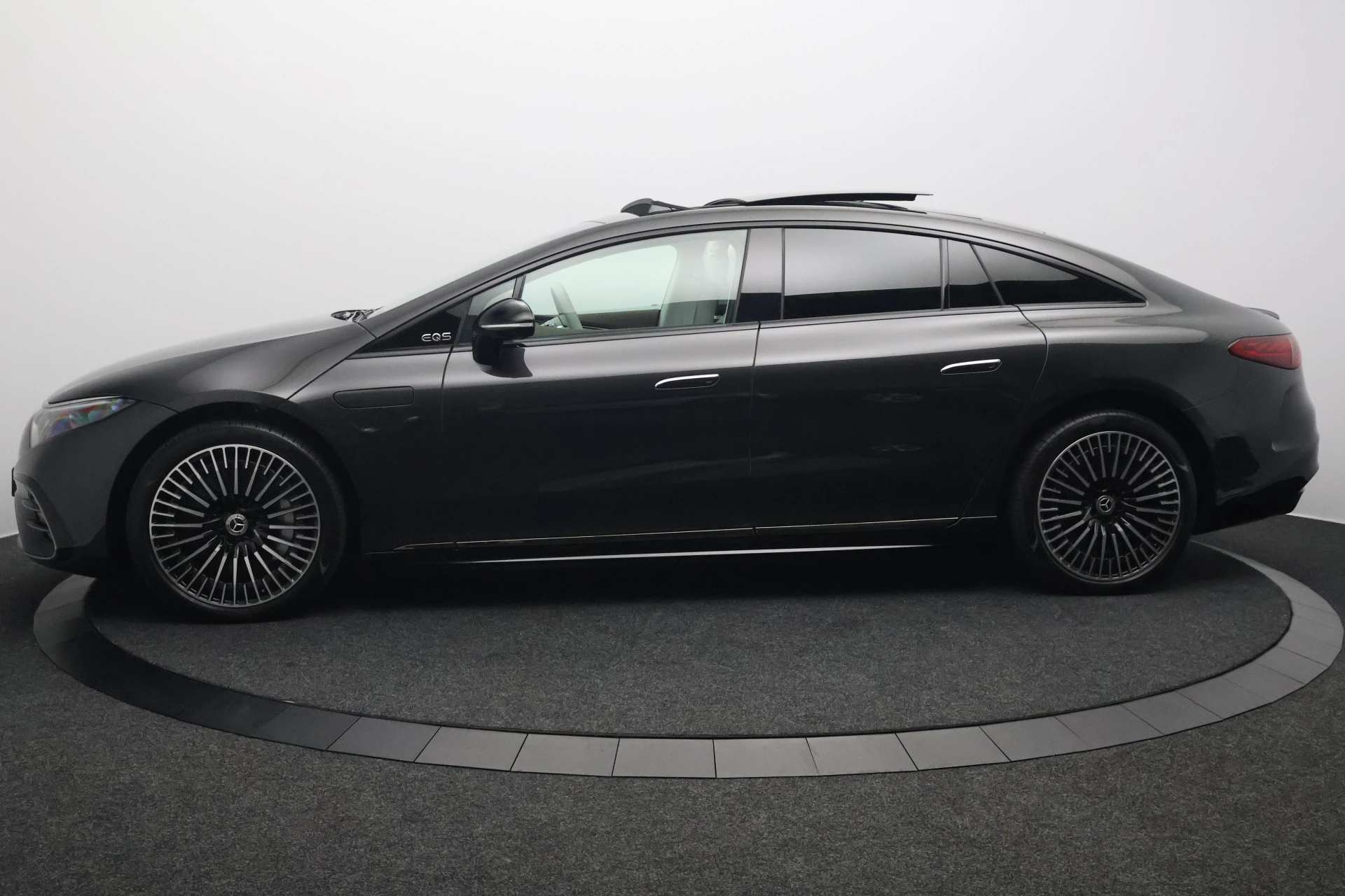 Hoofdafbeelding Mercedes-Benz EQS