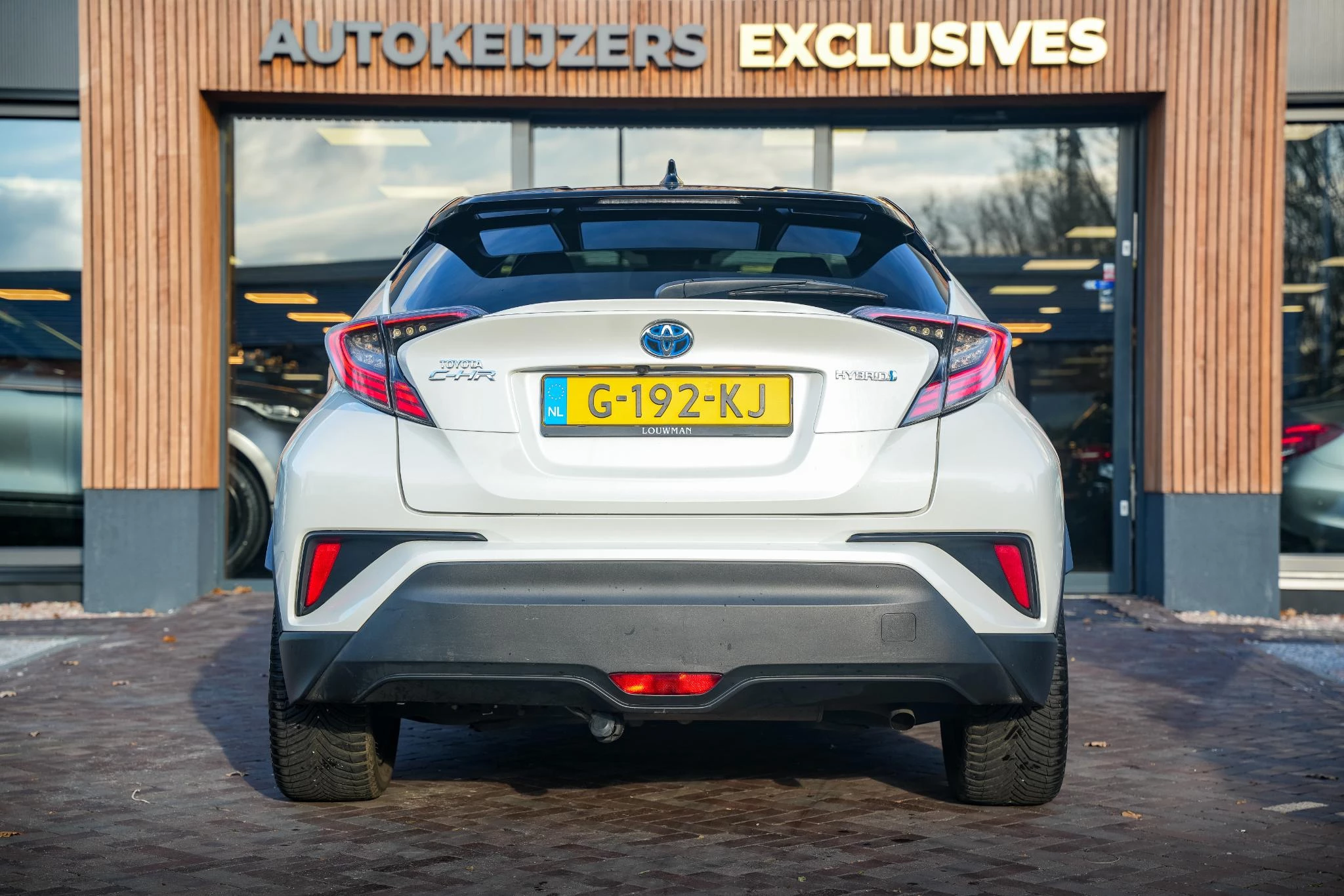 Hoofdafbeelding Toyota C-HR