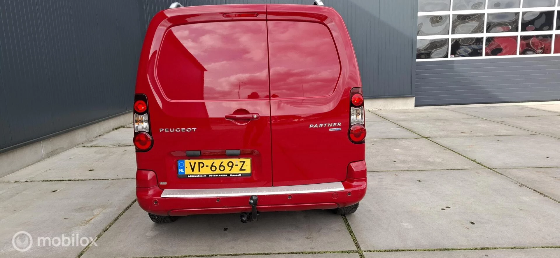 Hoofdafbeelding Peugeot Partner