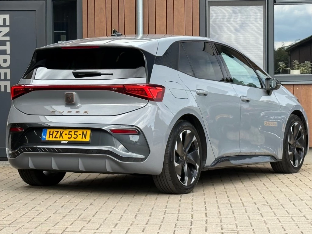 Hoofdafbeelding CUPRA Born