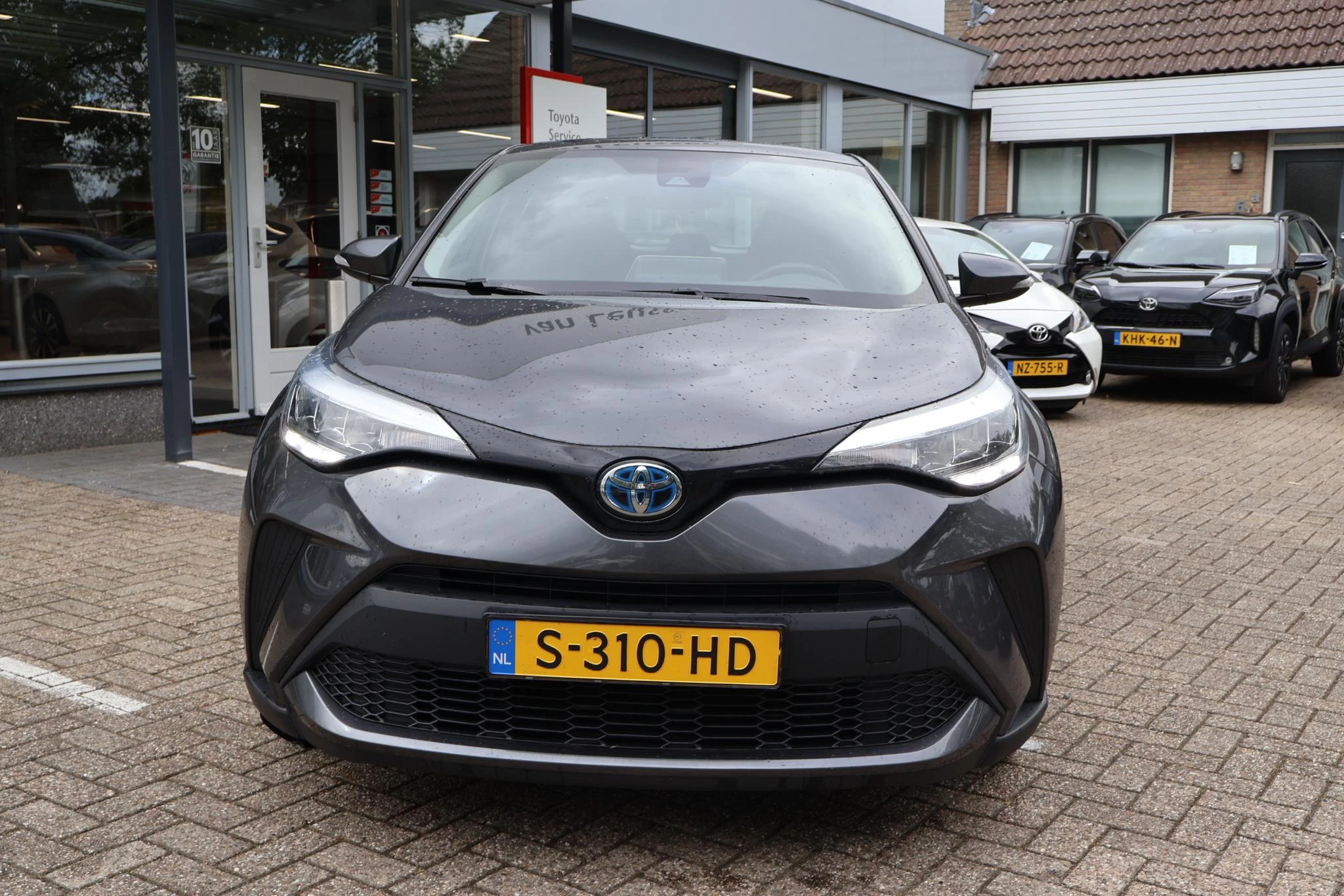 Hoofdafbeelding Toyota C-HR