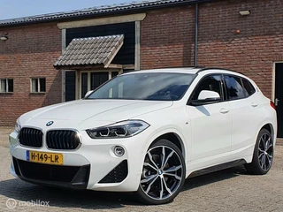 Hoofdafbeelding BMW X2 BMW X2 SDRIVE20I HIGH EXE M-SPORT EDITION HEAD-UP PANORAMADAK