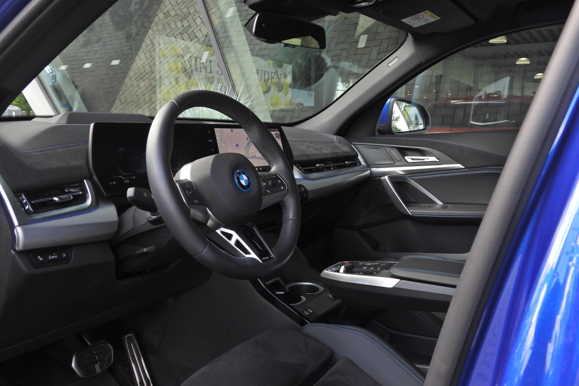 Hoofdafbeelding BMW iX2