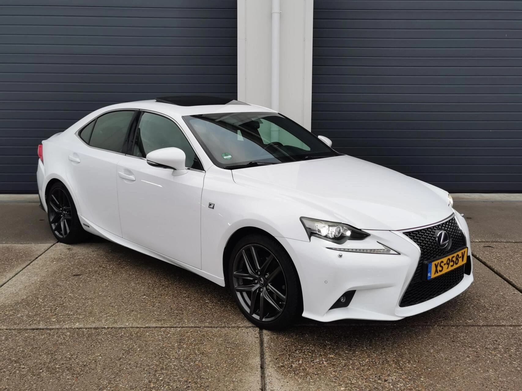 Hoofdafbeelding Lexus IS