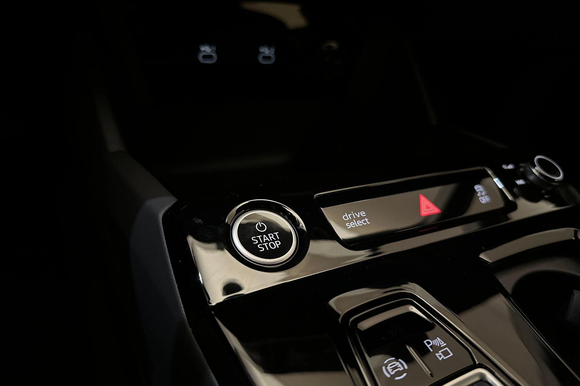 Hoofdafbeelding Audi A6 e-tron