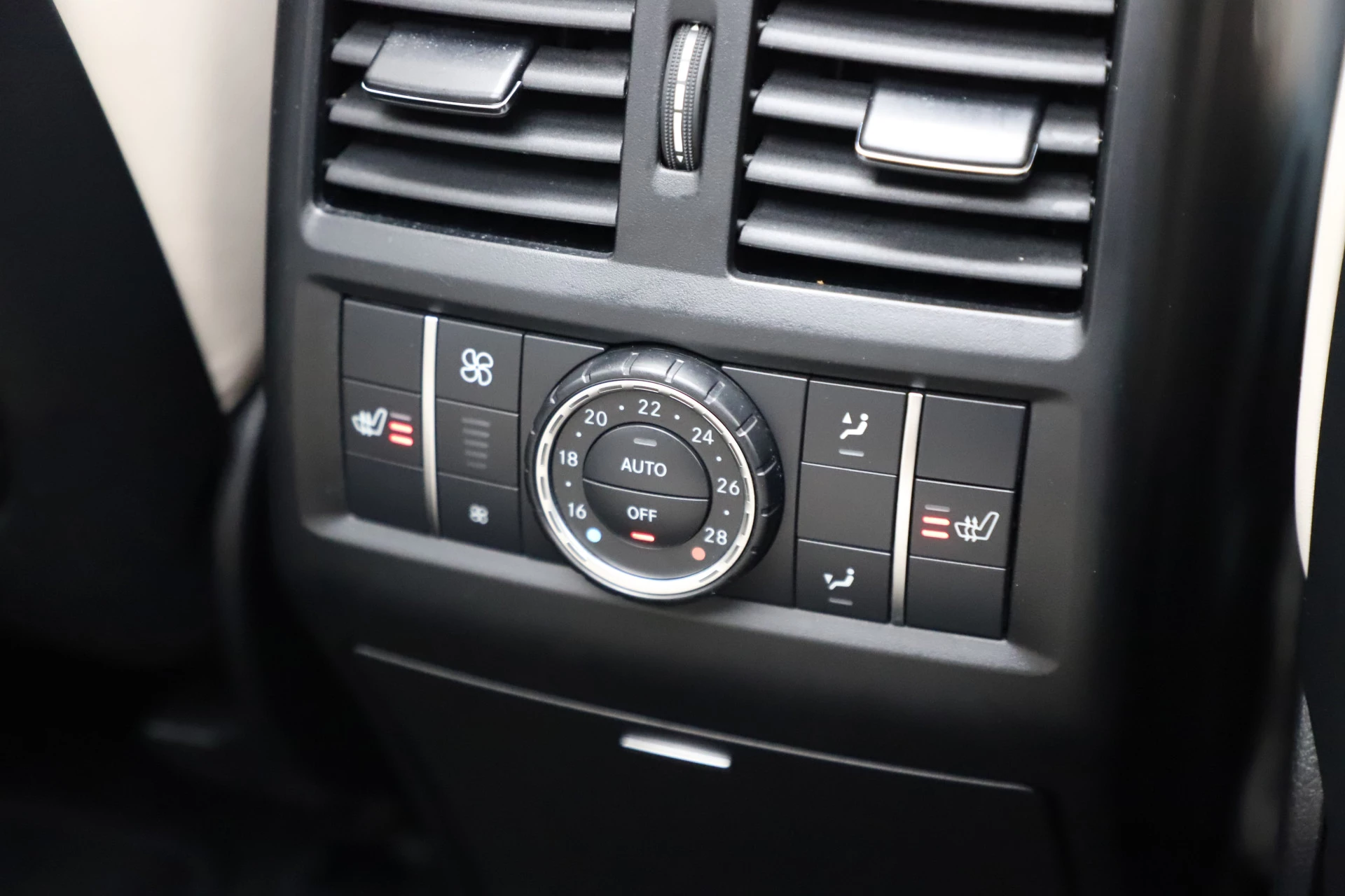 Hoofdafbeelding Mercedes-Benz M-Klasse