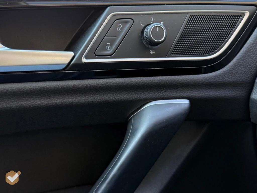 Hoofdafbeelding Volkswagen Golf Sportsvan