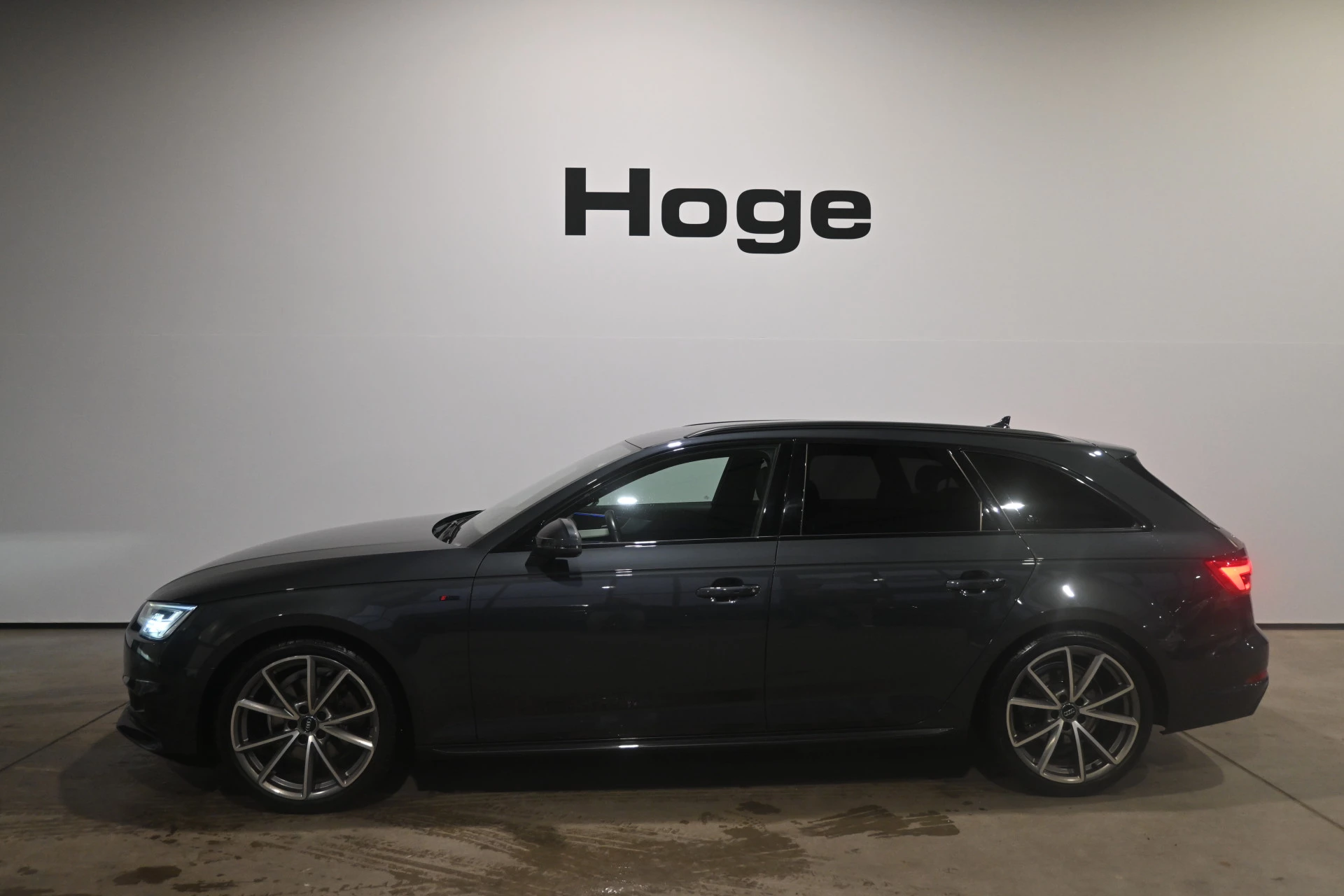 Hoofdafbeelding Audi A4