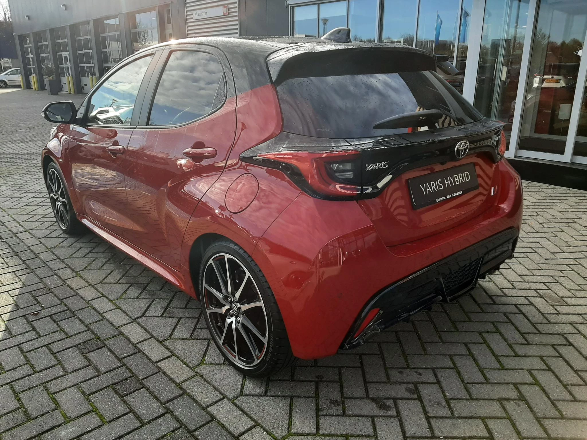 Hoofdafbeelding Toyota Yaris