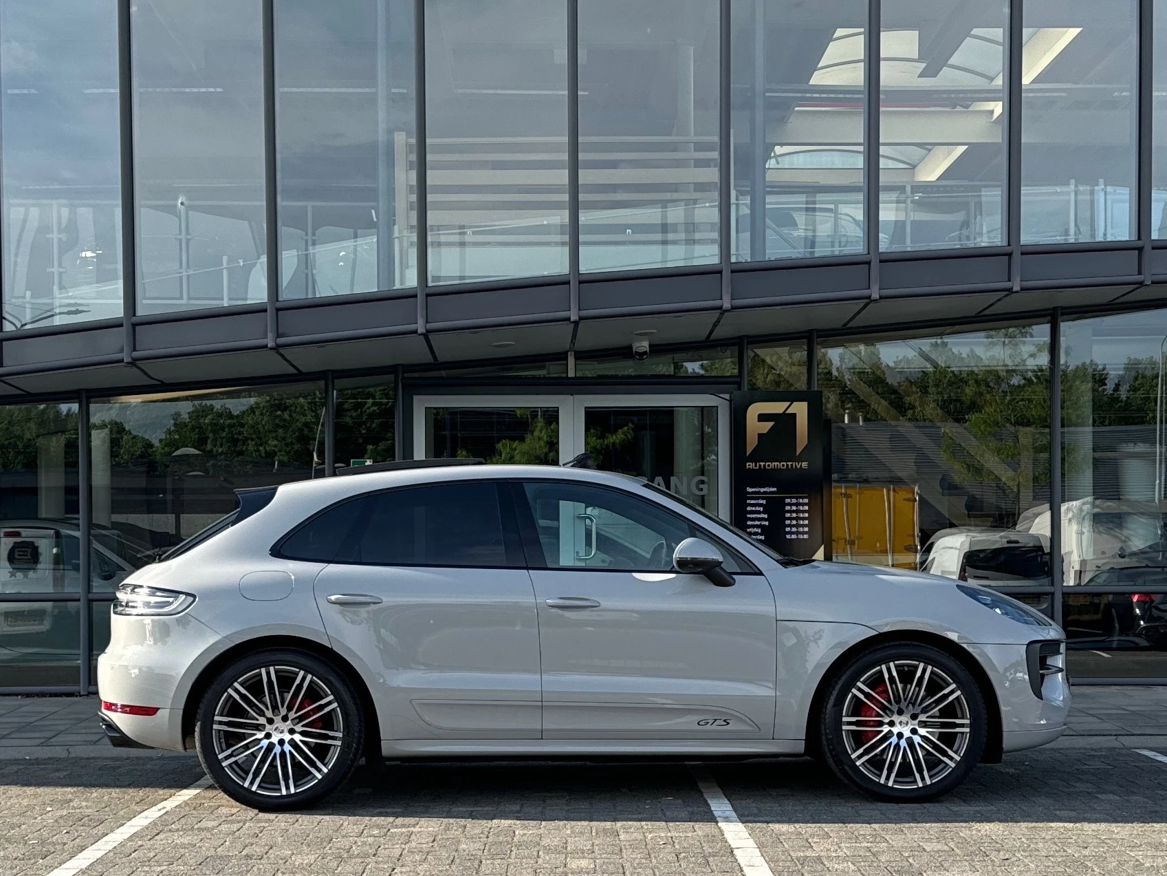 Hoofdafbeelding Porsche Macan