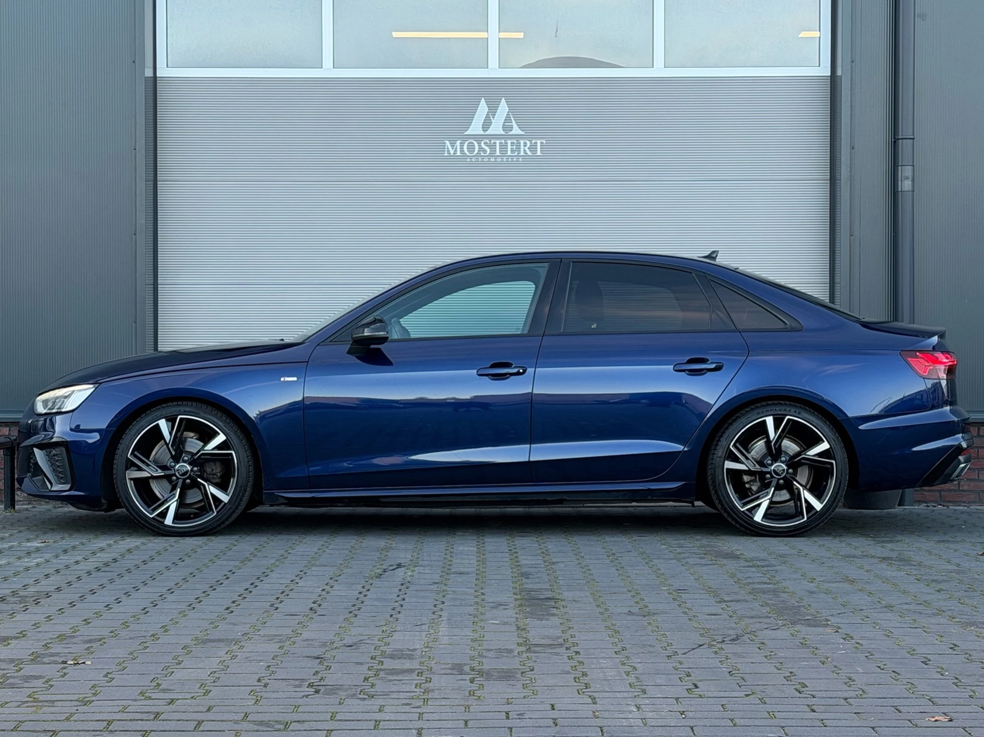 Hoofdafbeelding Audi A4