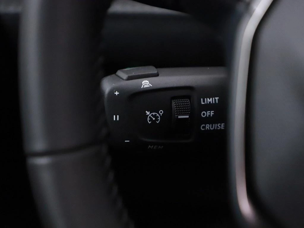 Hoofdafbeelding Peugeot e-2008