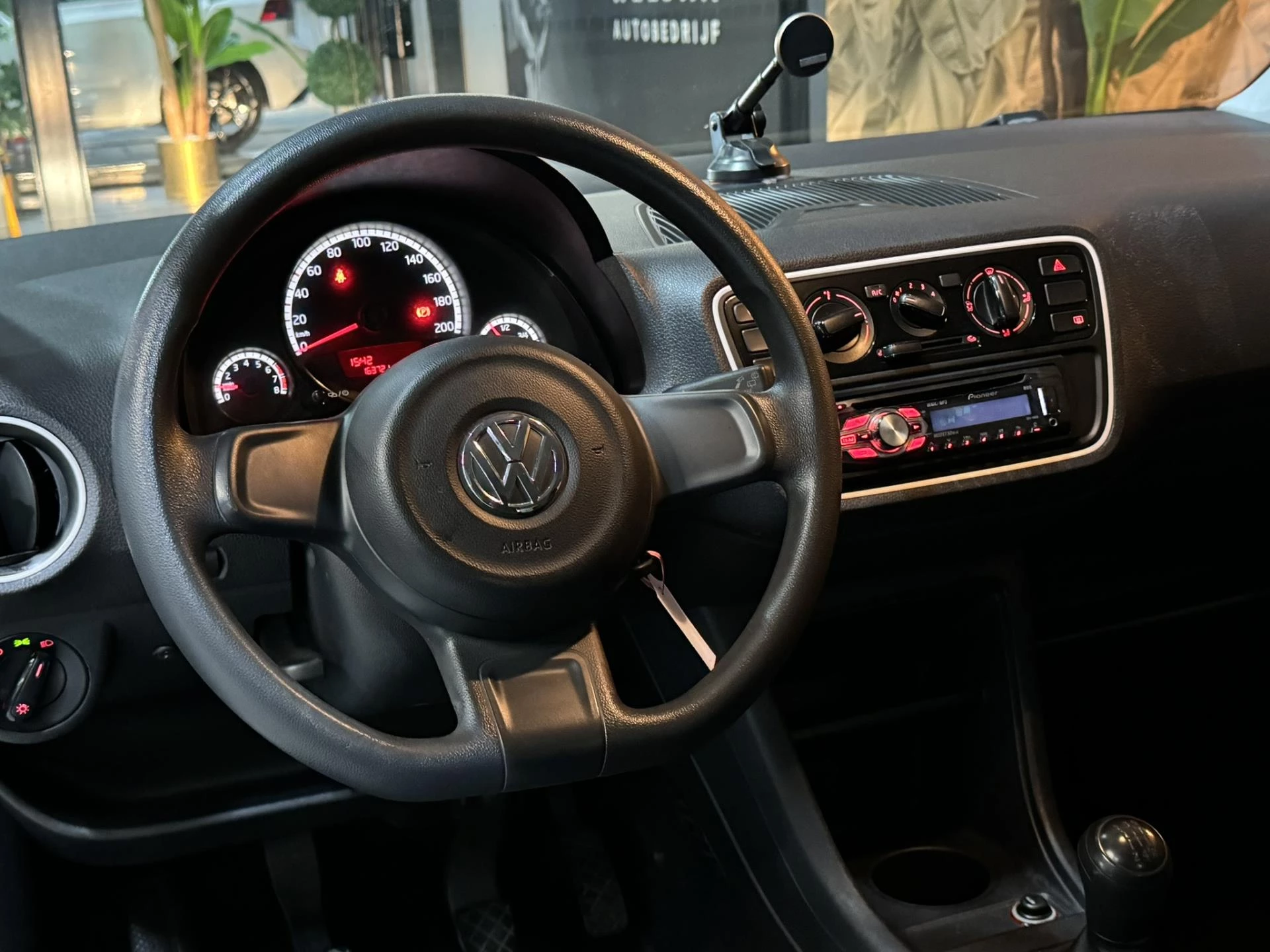 Hoofdafbeelding Volkswagen up!