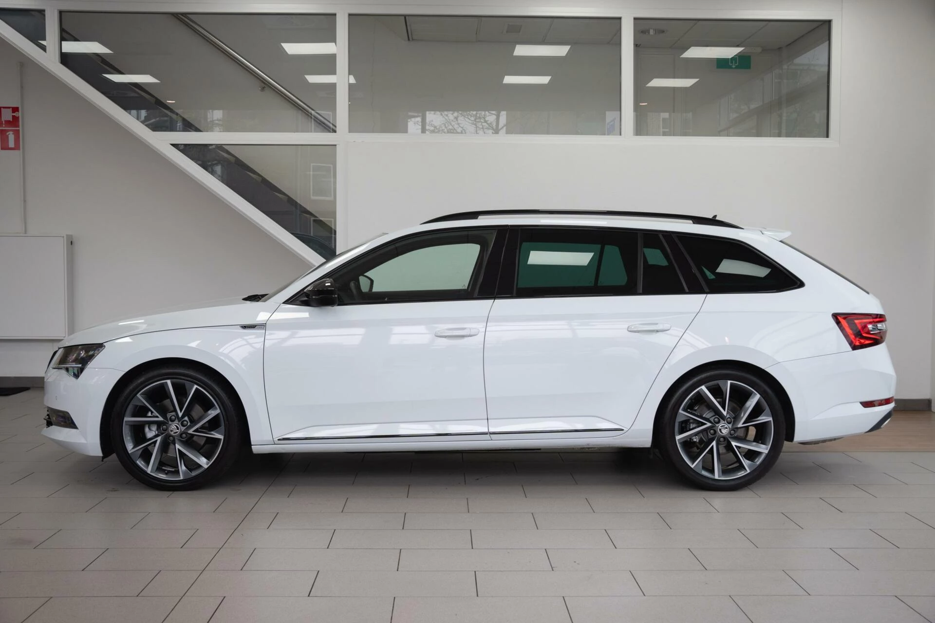 Hoofdafbeelding Škoda Superb