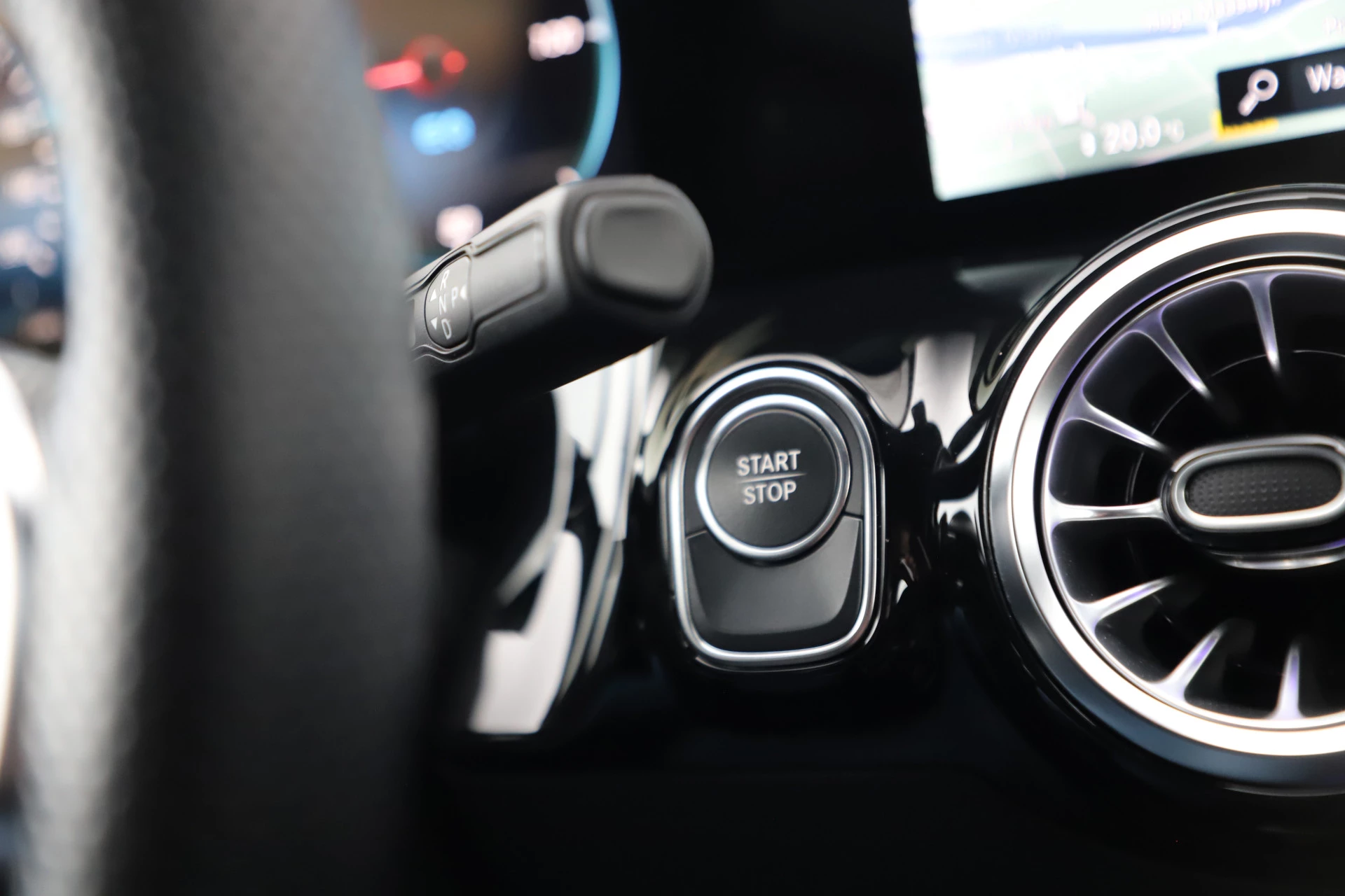 Hoofdafbeelding Mercedes-Benz EQA