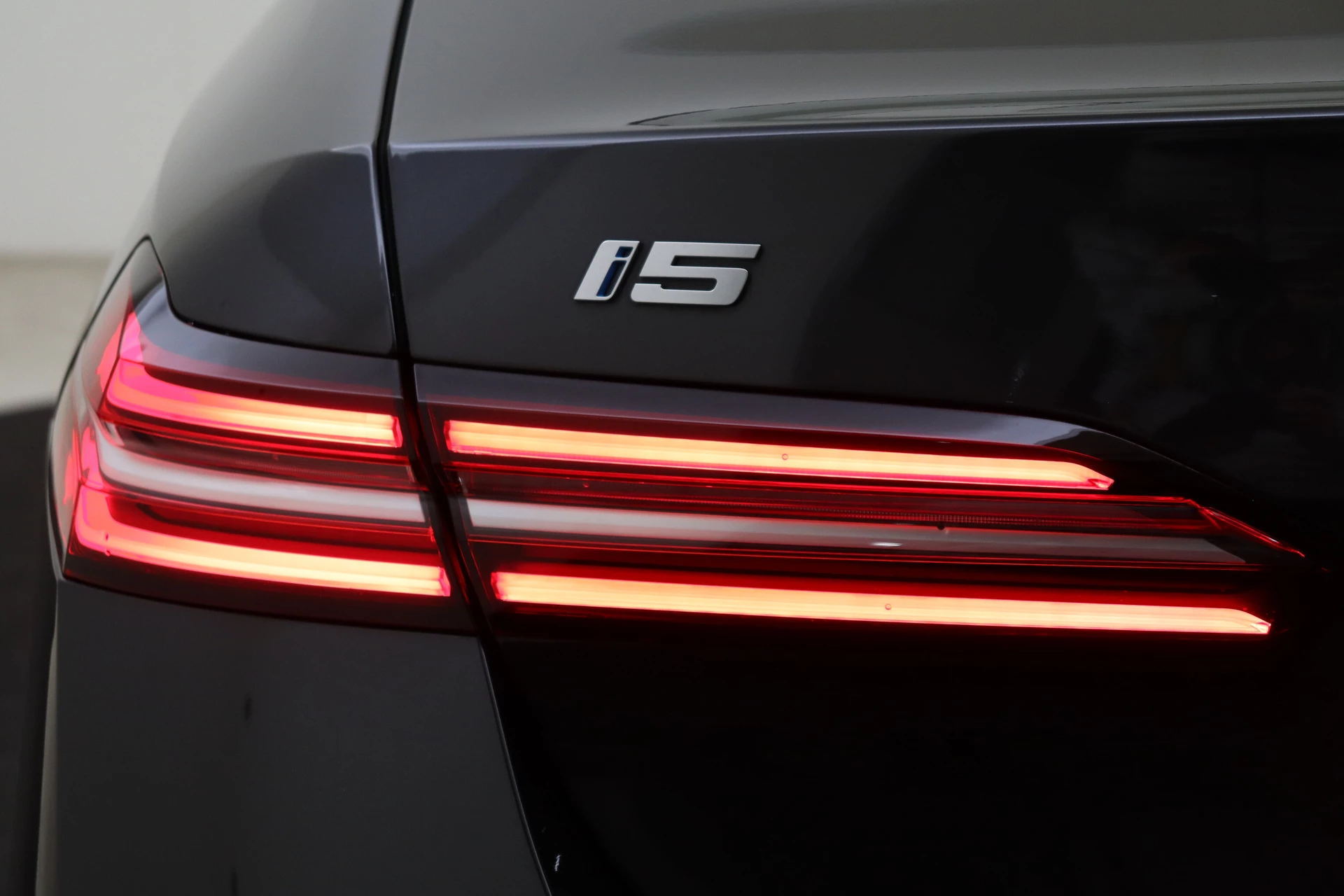 Hoofdafbeelding BMW i5