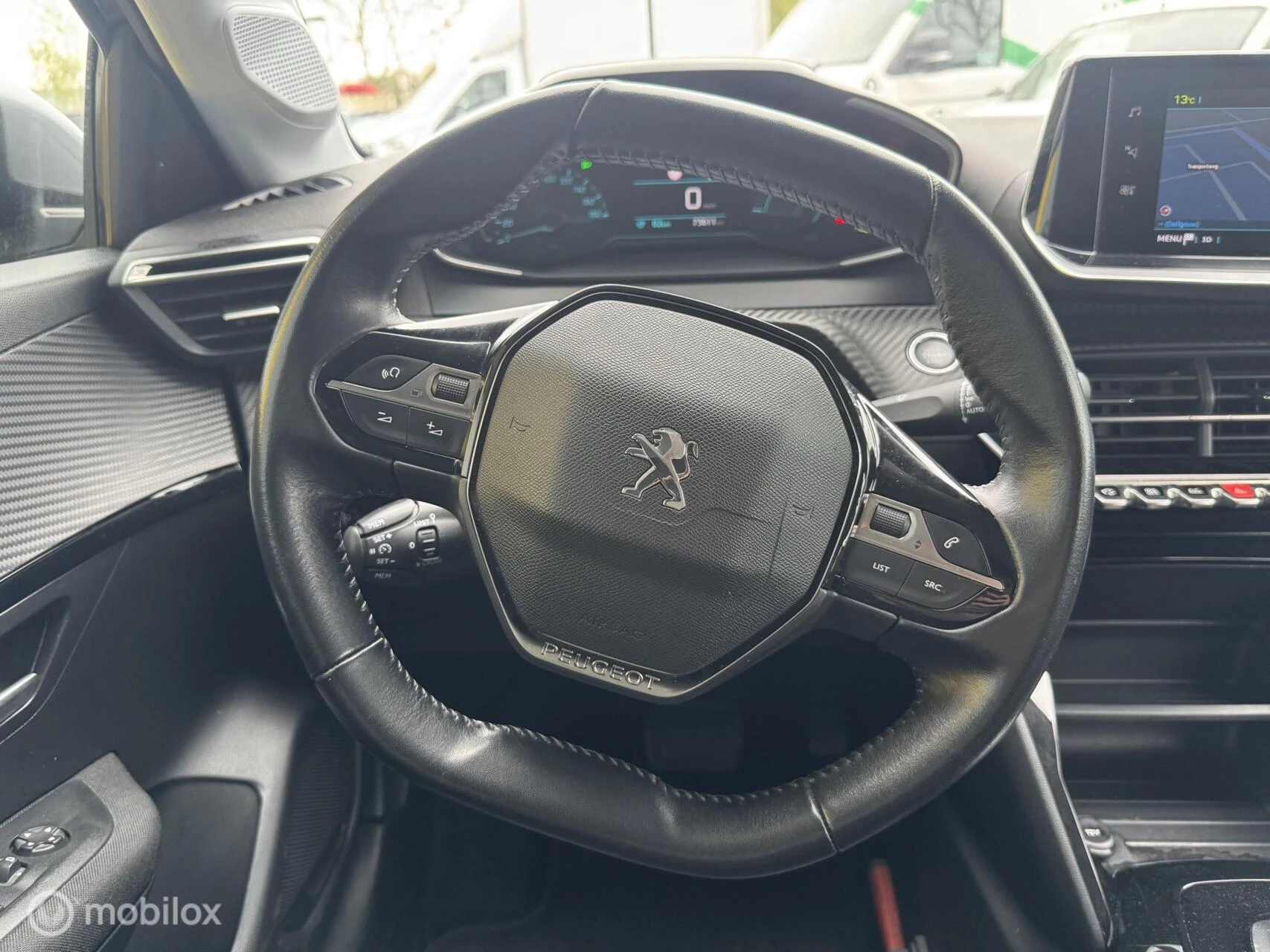 Hoofdafbeelding Peugeot e-208