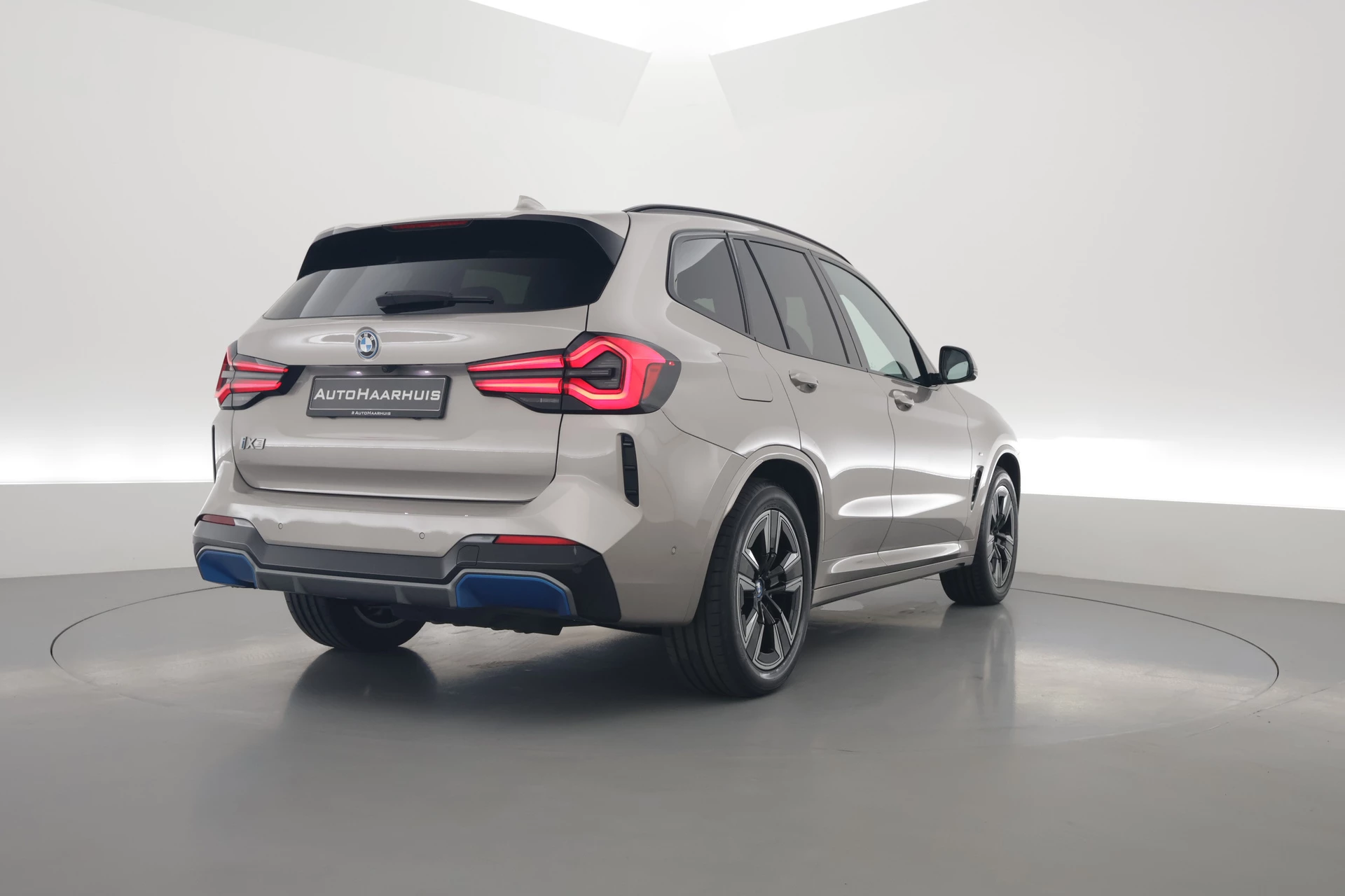Hoofdafbeelding BMW iX3