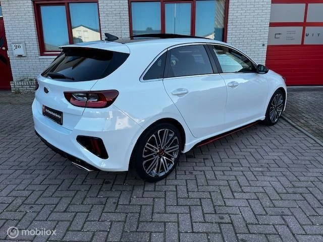 Hoofdafbeelding Kia Ceed
