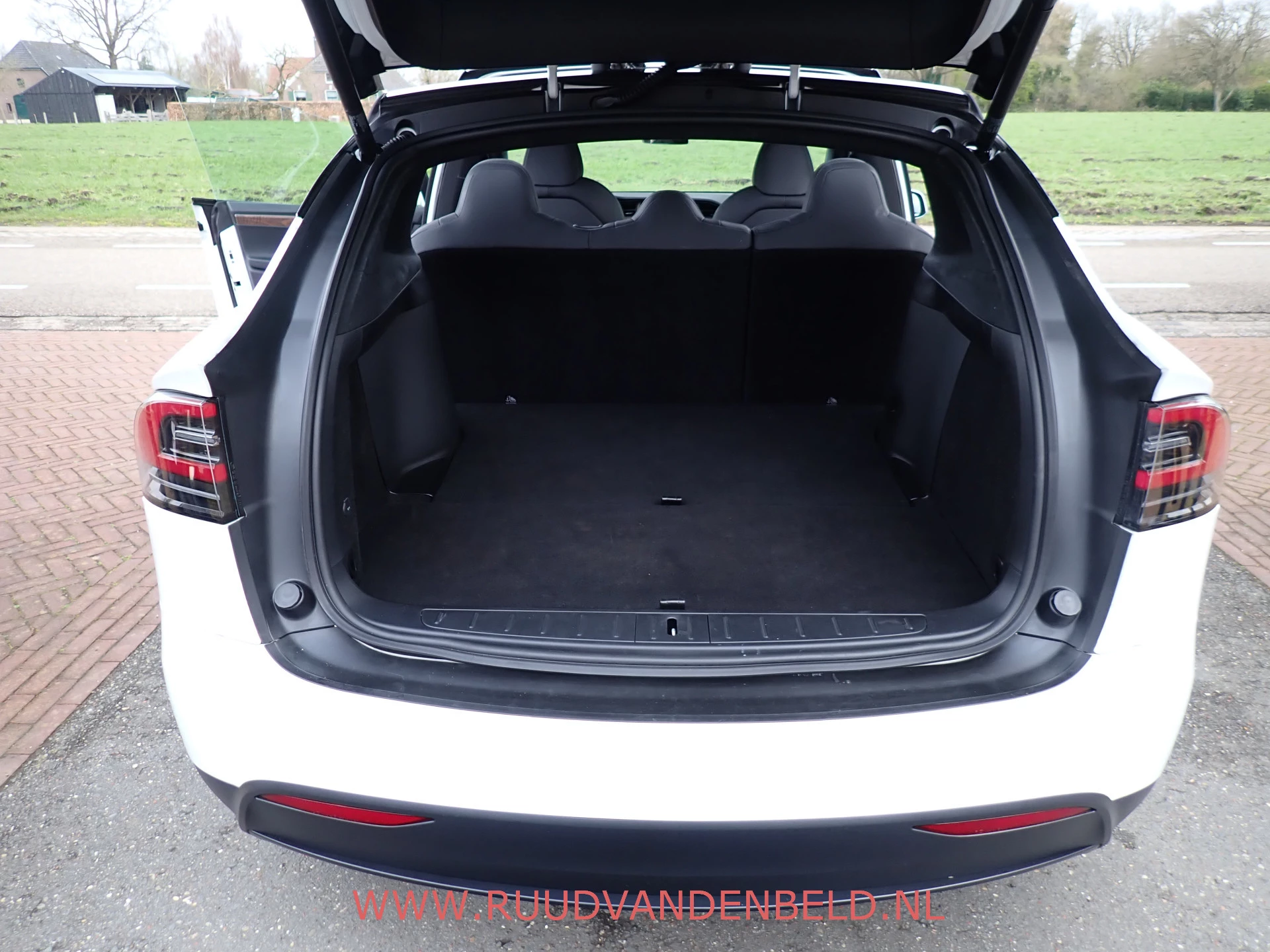 Hoofdafbeelding Tesla Model X