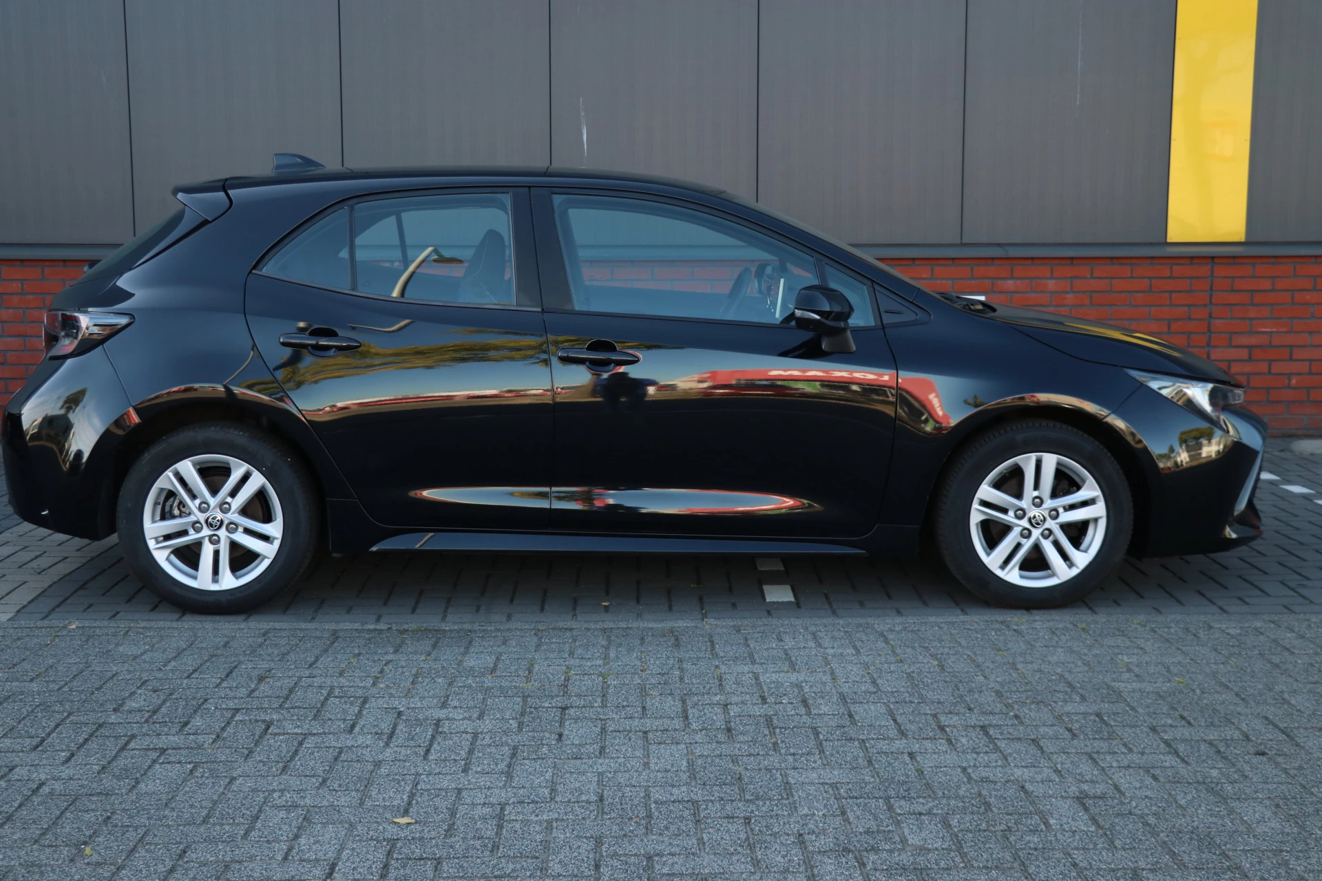 Hoofdafbeelding Toyota Corolla