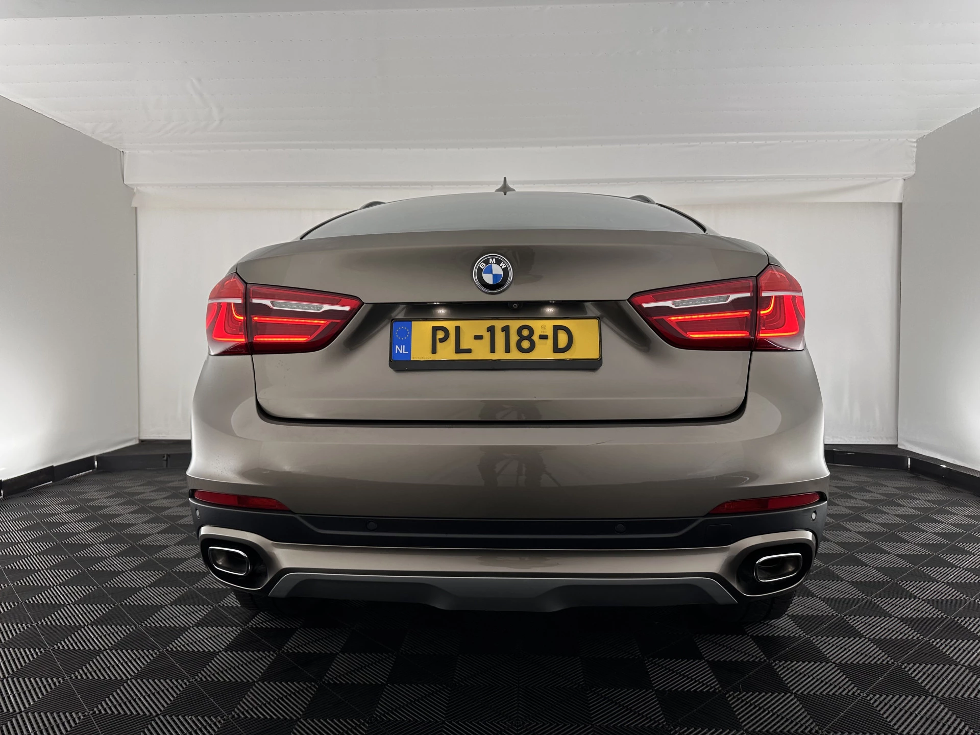 Hoofdafbeelding BMW X6