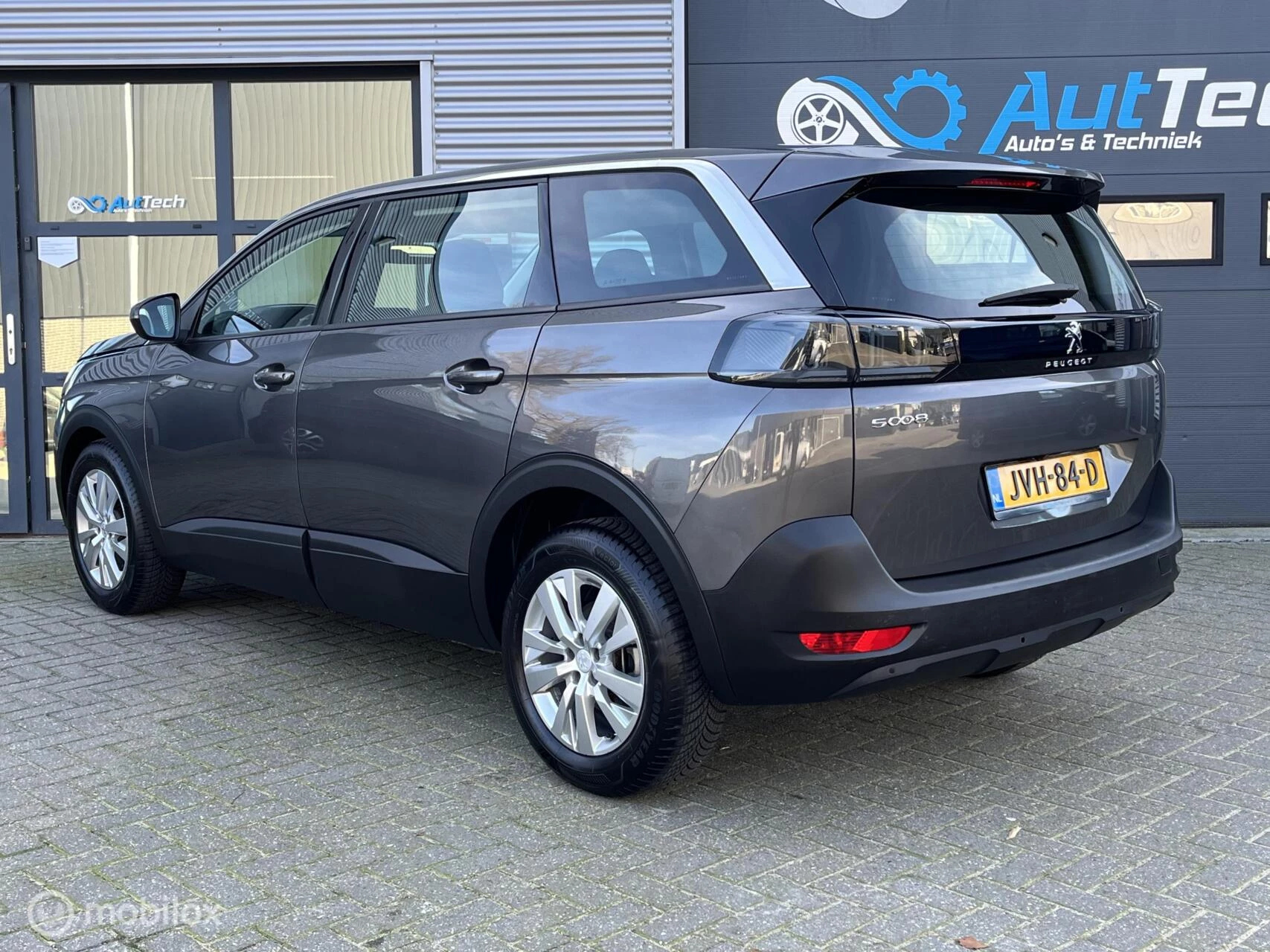 Hoofdafbeelding Peugeot 5008