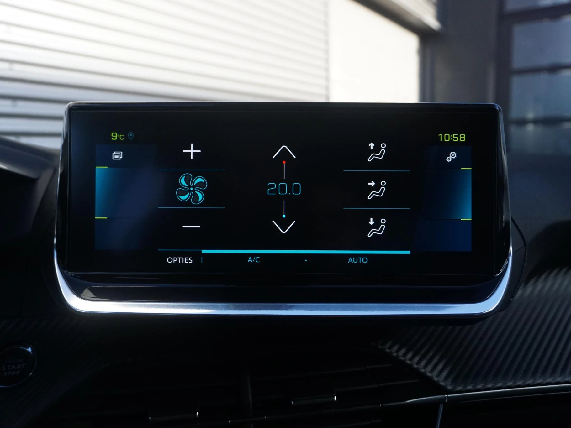 Hoofdafbeelding Peugeot e-208