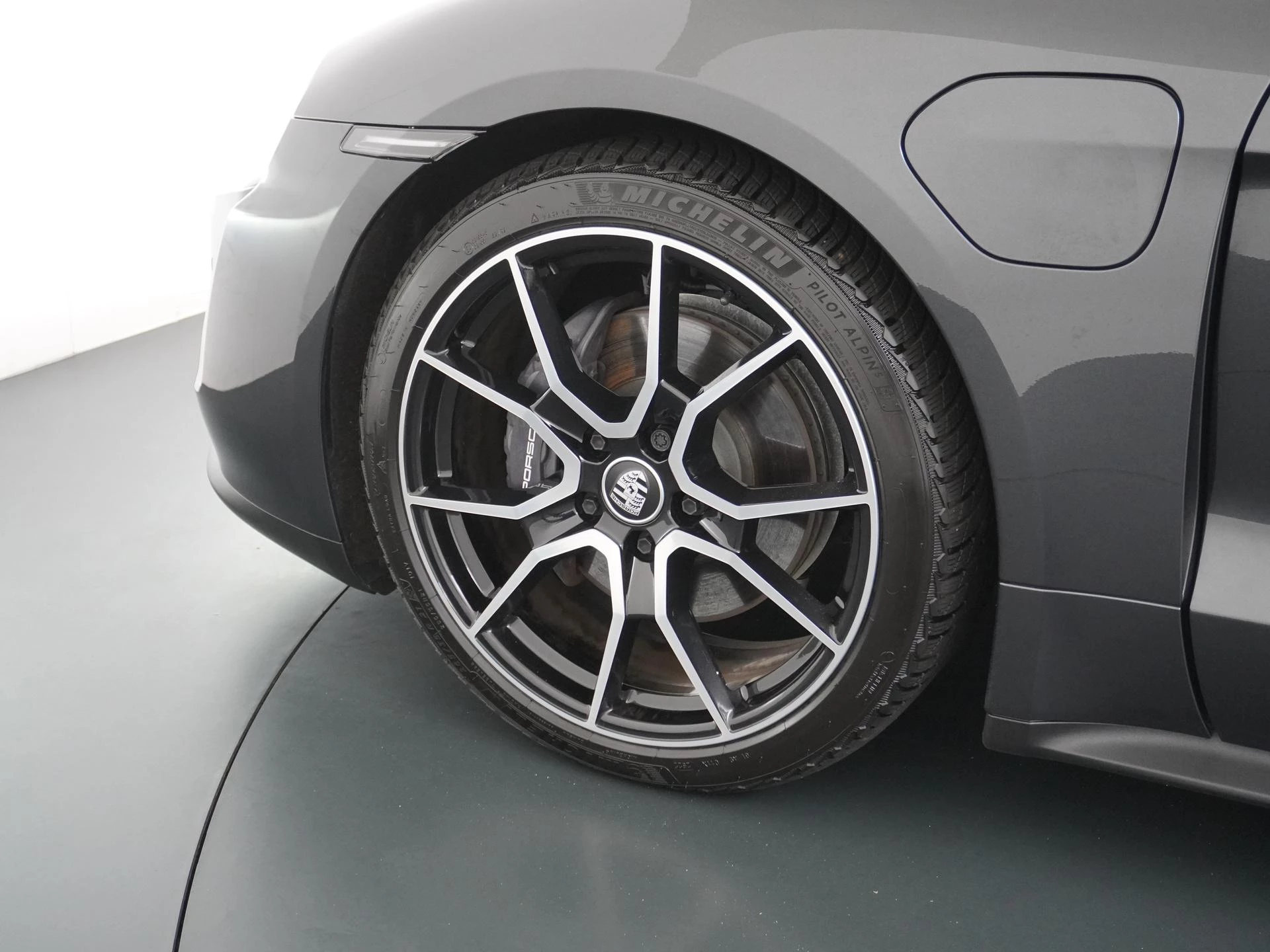 Hoofdafbeelding Porsche Taycan