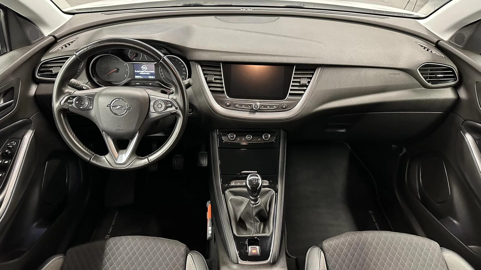 Hoofdafbeelding Opel Grandland X