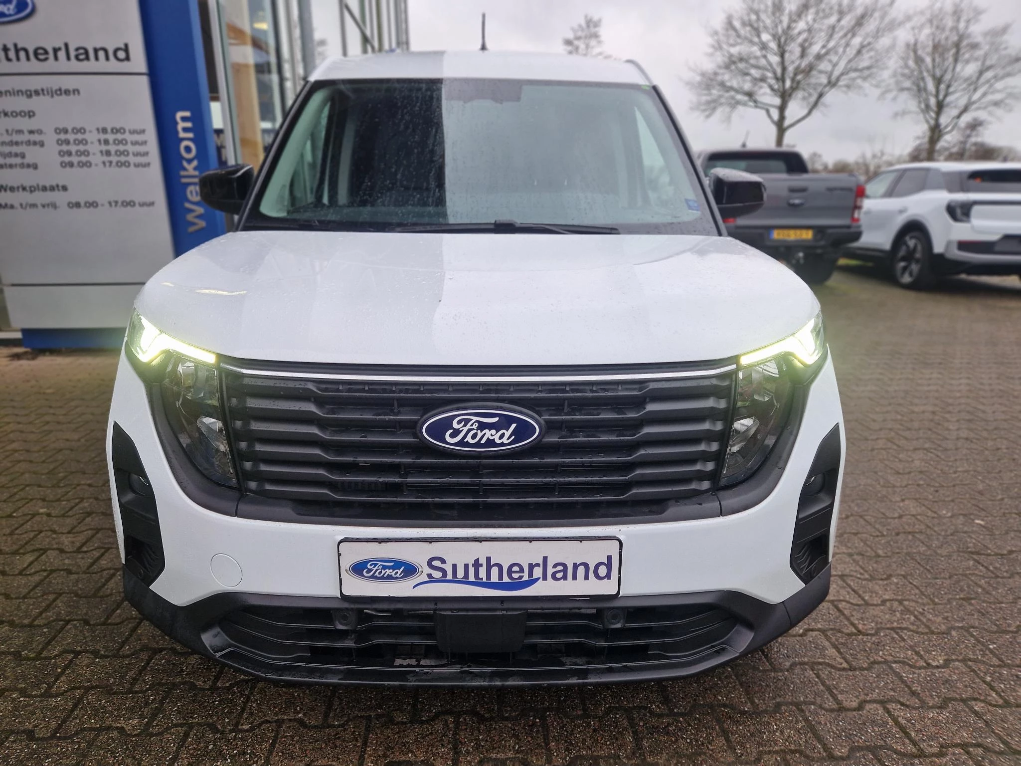 Hoofdafbeelding Ford Transit Courier