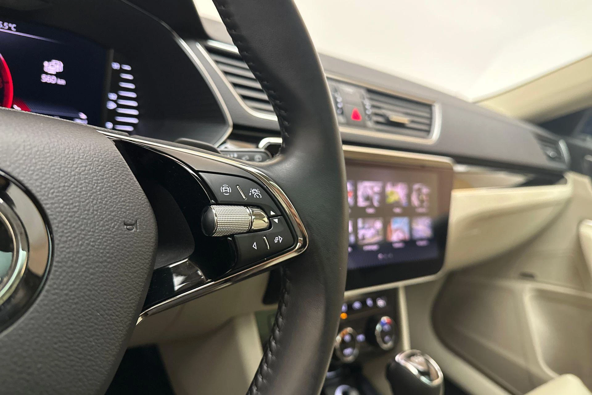 Hoofdafbeelding Škoda Superb