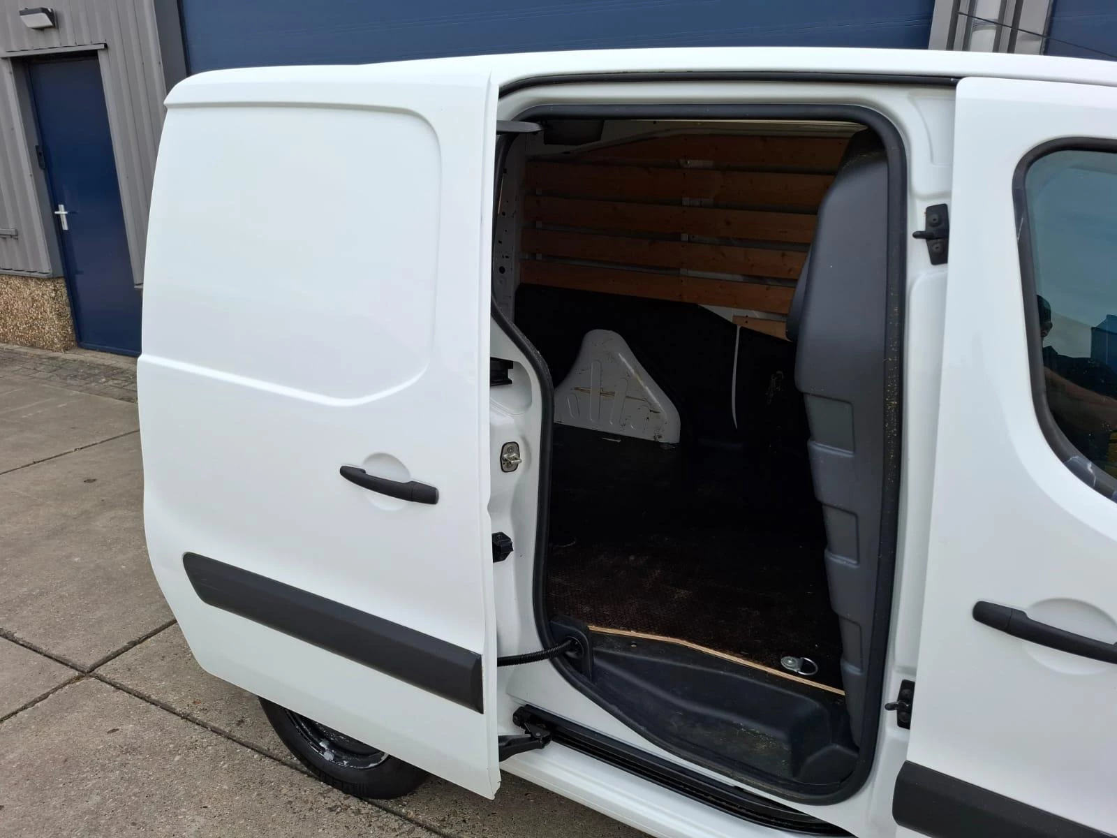 Hoofdafbeelding Peugeot Partner