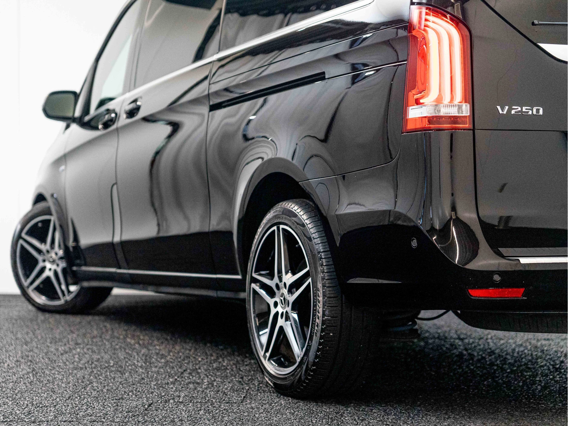 Hoofdafbeelding Mercedes-Benz V-Klasse