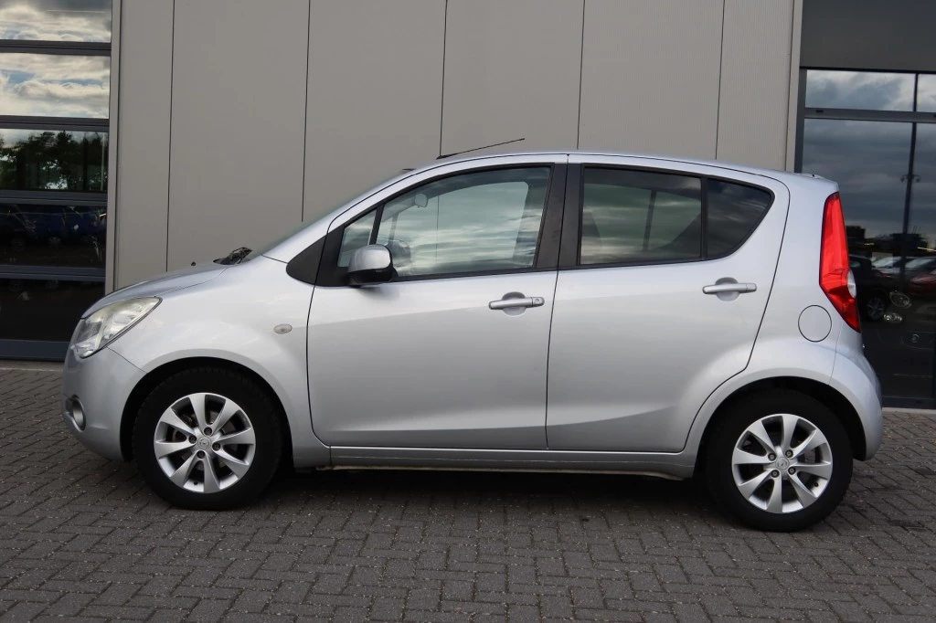 Hoofdafbeelding Opel Agila