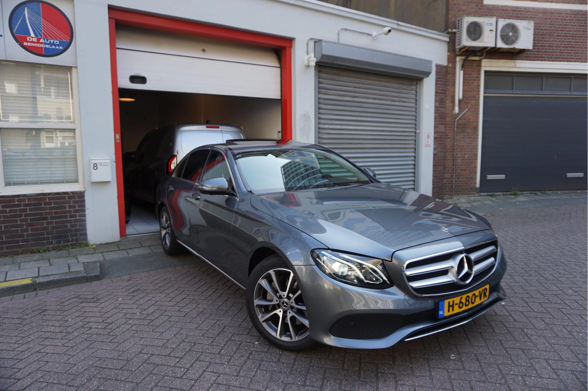 Hoofdafbeelding Mercedes-Benz E-Klasse